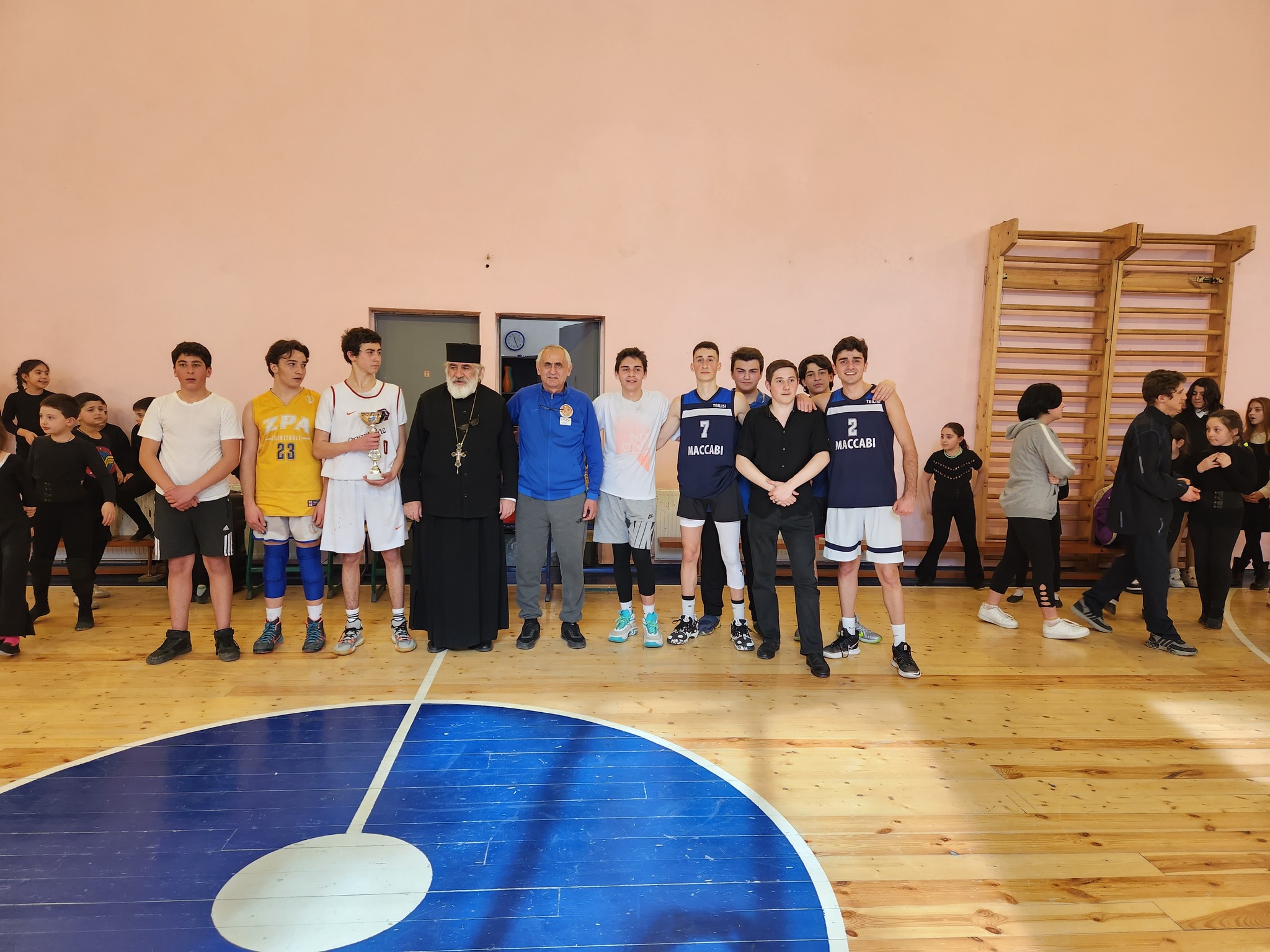 დღეს წმიდა თამარ მეფის სახელობის გინაზიაში ნამდვილი სპორტული ზეიმი იყო......